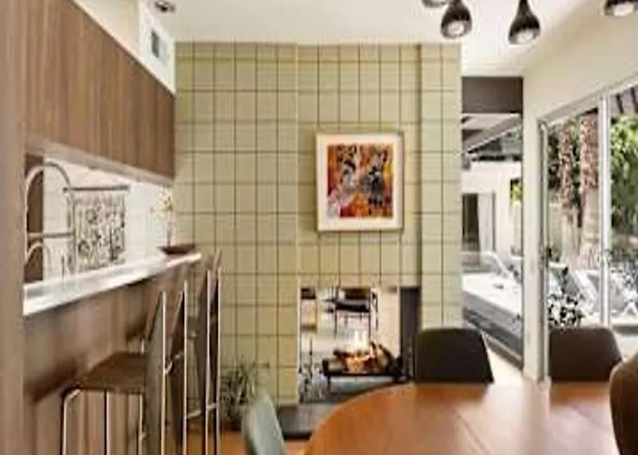 Holiday home Mid-century W Pool Near El Paseo Shopping Tulsa