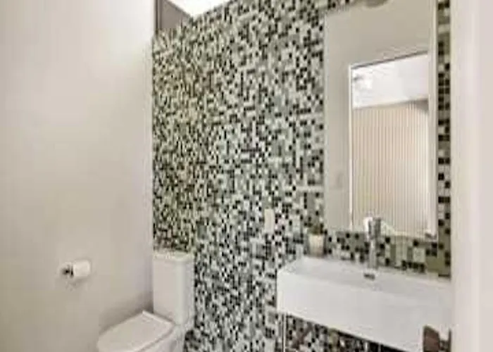 Mid-century W Pool Near El Paseo Shopping Holiday home *