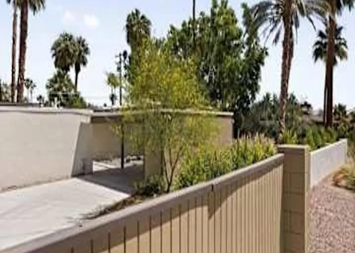 Mid-century W Pool Near El Paseo Shopping * Tulsa